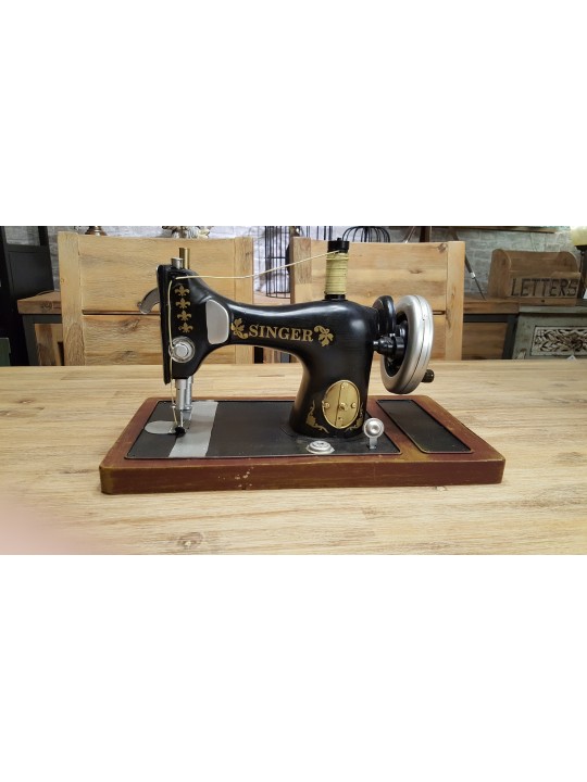 老式縫紉機擺飾